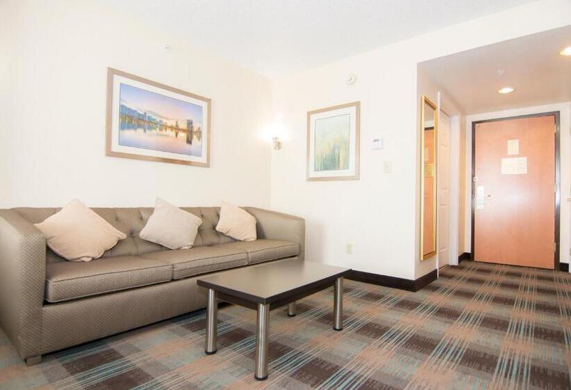 Студия Deluxe, Wingate By Wyndham   Orlando International Airport  Free Hot Breakfast