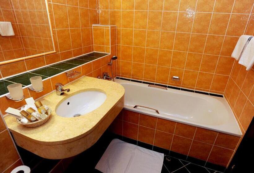 Номер Стандарт, Romantic Hotel Mlýn Karlstejn