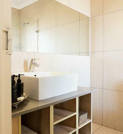 Номер Deluxe Одноместный, Kathu Gamagara Lodge