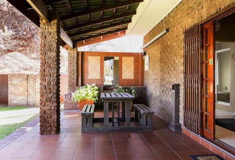 Номер Deluxe, Kathu Gamagara Lodge