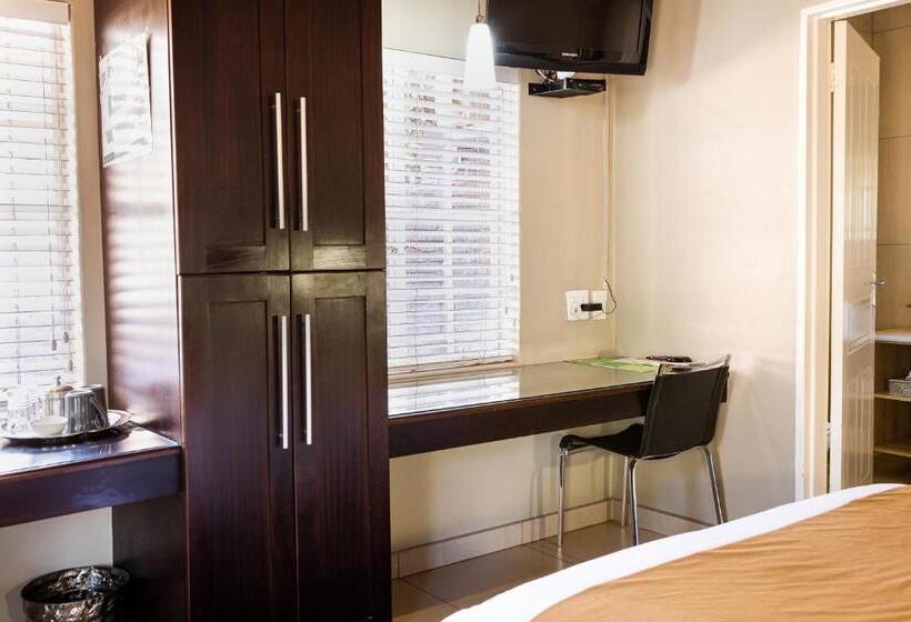 Номер Deluxe, Kathu Gamagara Lodge