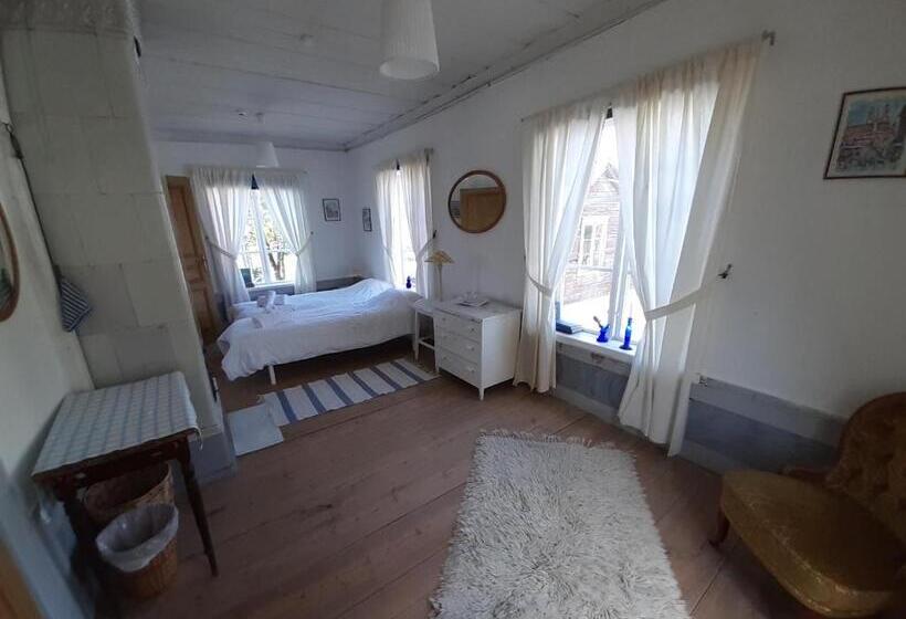 Номер Стандарт Совместная Ванная, Frägsta Hälsingegård B&b