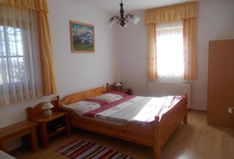 Апартаменты 3 Спальни, Vendégmarasztaló Porta
