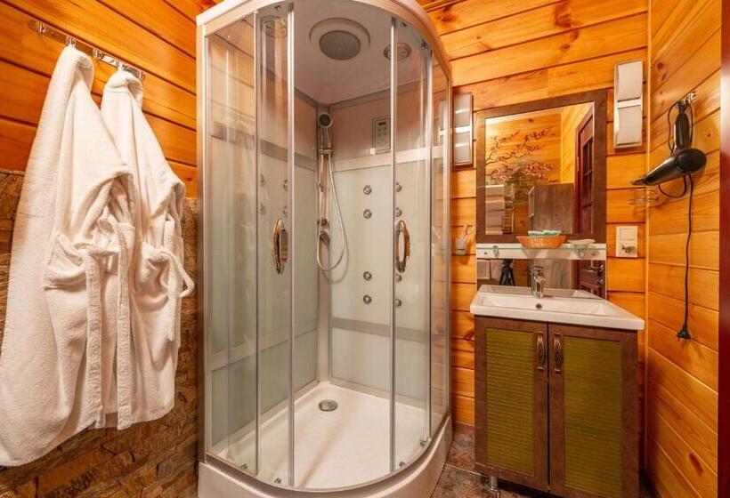 Suite with lake view, Brech Resort&spa