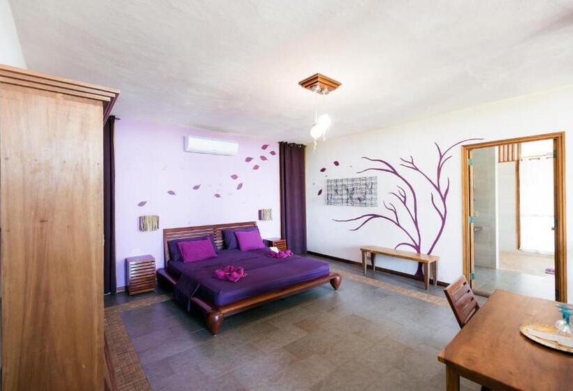 Quarto Deluxe Cama King, Punta Duarte Garden Inn