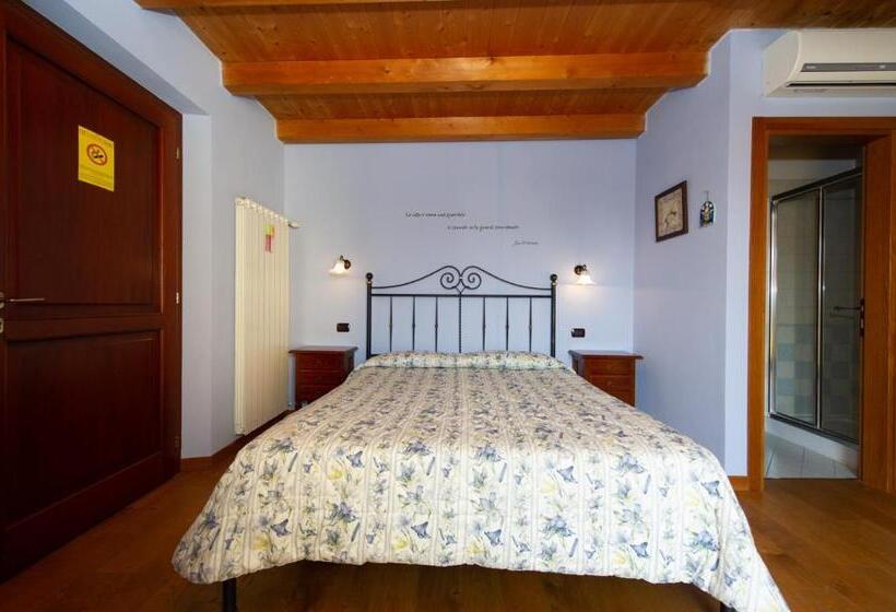 Трехместный Номер Стандарт с Балконом, Agriturismo Lis Rosis
