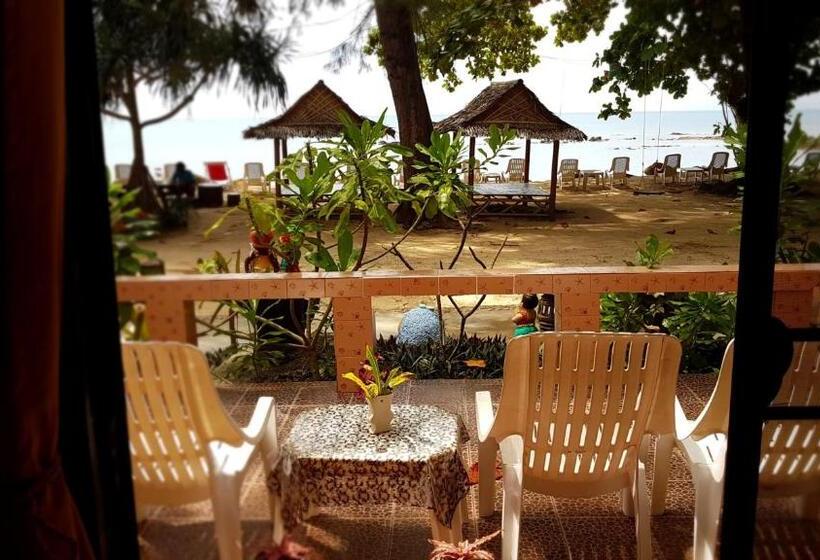 디럭스 방갈로, Andaman Beach Resort Koh Jum