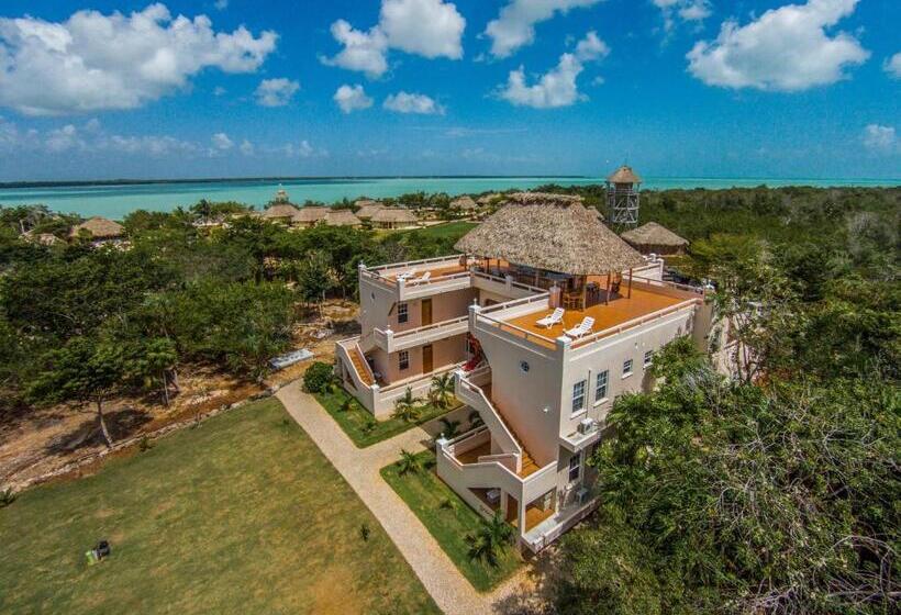 اتاق لوکس, The Crimson Orchid Inn At Orchid Bay