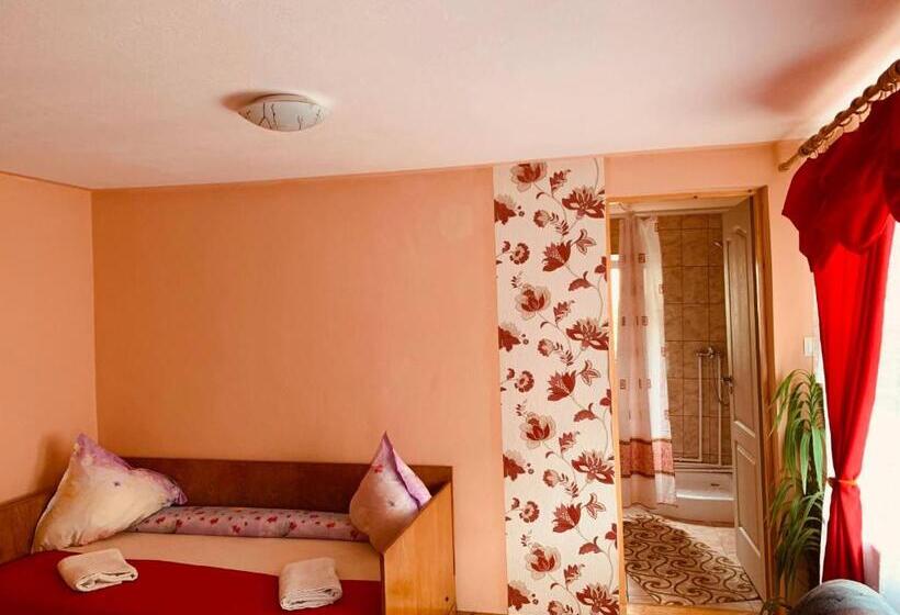 اتاق استاندارد چهار تخته, Casa Mary