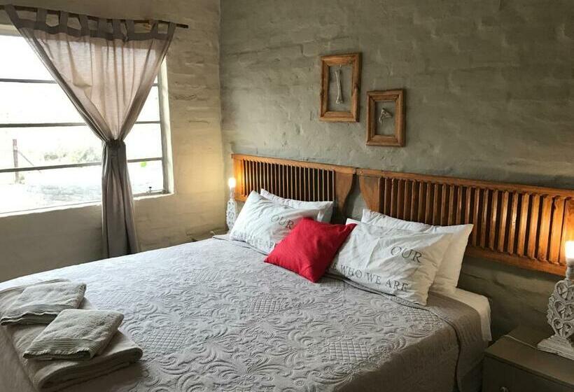 Дом 3 Спальни, Kalkfontein Guesthouse