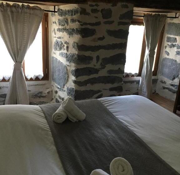 Номер Стандарт, Auberge Les Fontilles