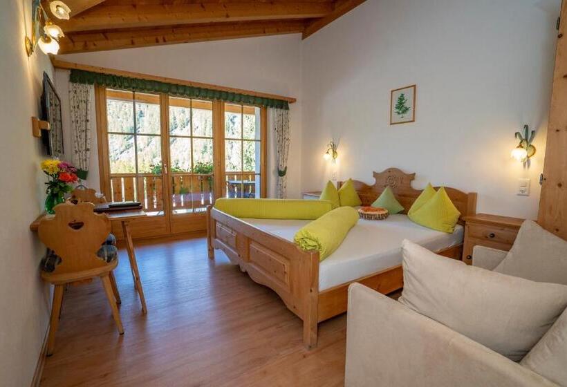 Номер Стандарт, Crusch Alba Sta Maria