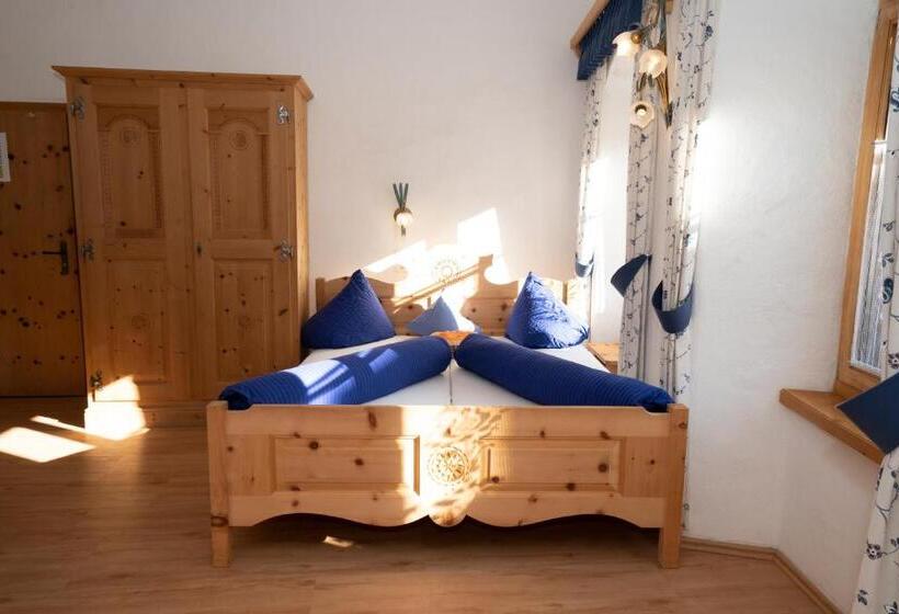 Четырехместный Номер Стандарт, Crusch Alba Sta Maria