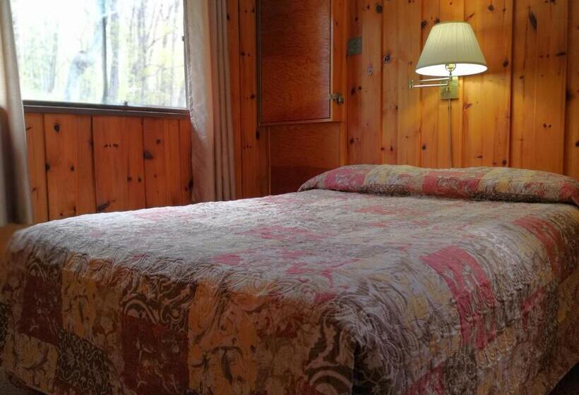Дом 3 Спальни, Sunny Point Resort Ltd