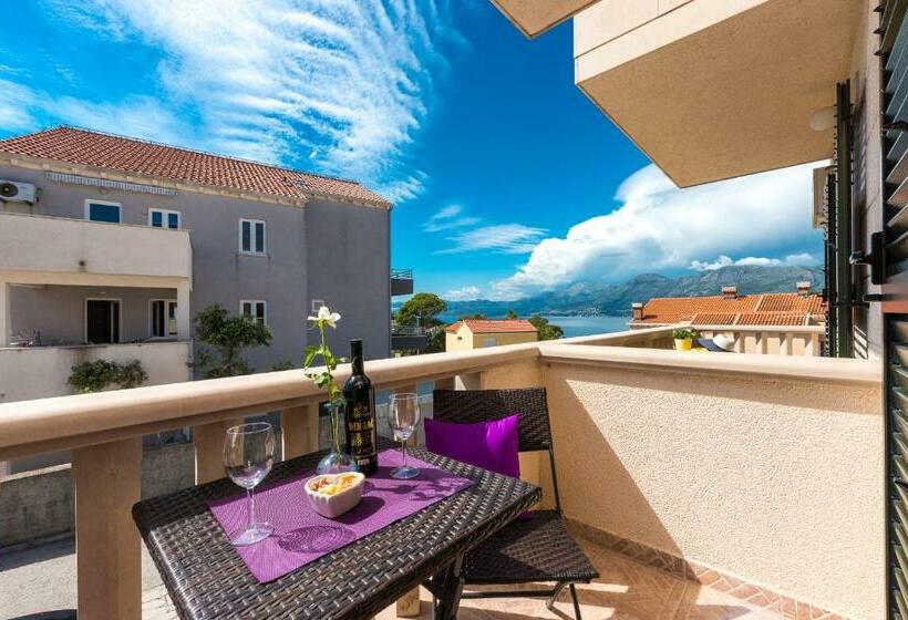 استودیو ساده, Cina Apartments