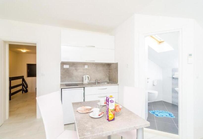 Superior Studio Sea View, Cina Apartments