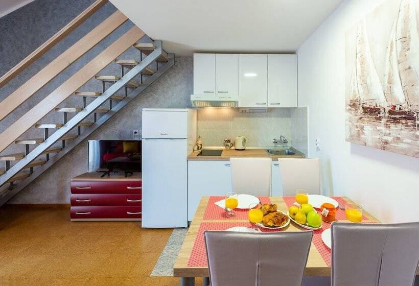 آپارتمان سوپریور 1 خوابه با چشم‌انداز دریا, Cina Apartments