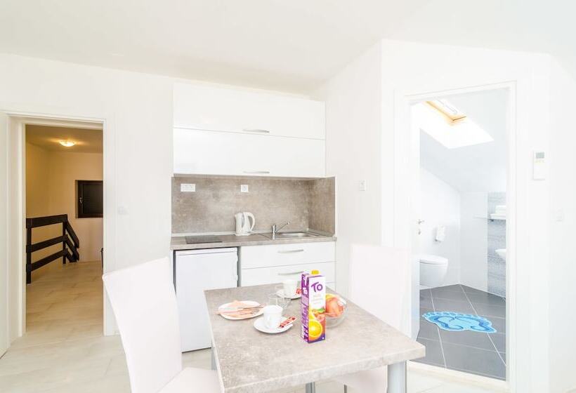 Superior Studio Sea View, Cina Apartments