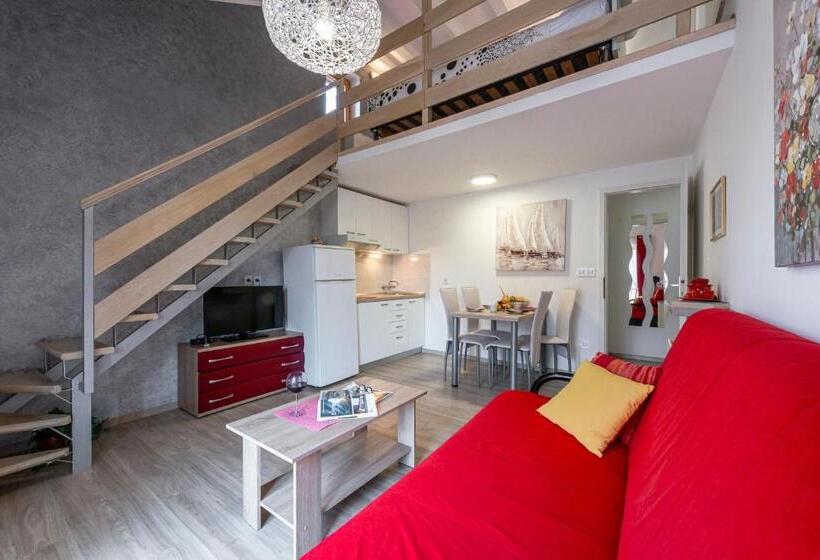 آپارتمان سوپریور 1 خوابه با چشم‌انداز دریا, Cina Apartments
