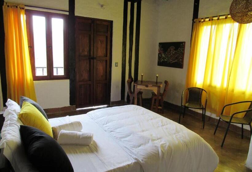 اتاق استاندارد با چشم‌انداز کوهستان, Coffee Tree Boutique Hostel