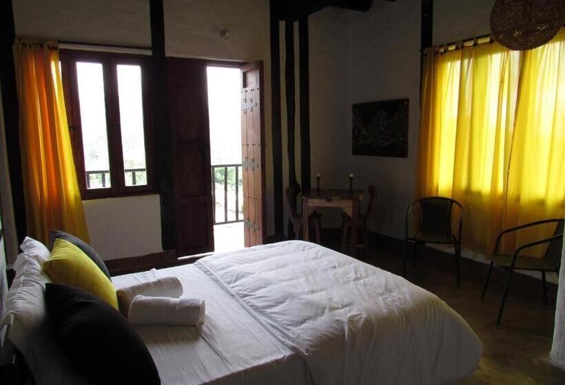 اتاق استاندارد با چشم‌انداز کوهستان, Coffee Tree Boutique Hostel