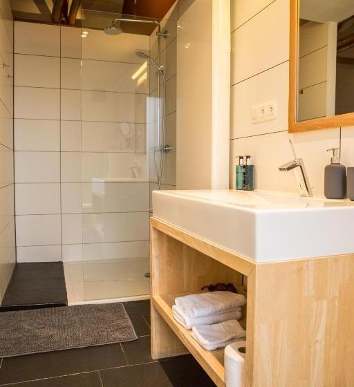 豪华房间, Bnb Nest