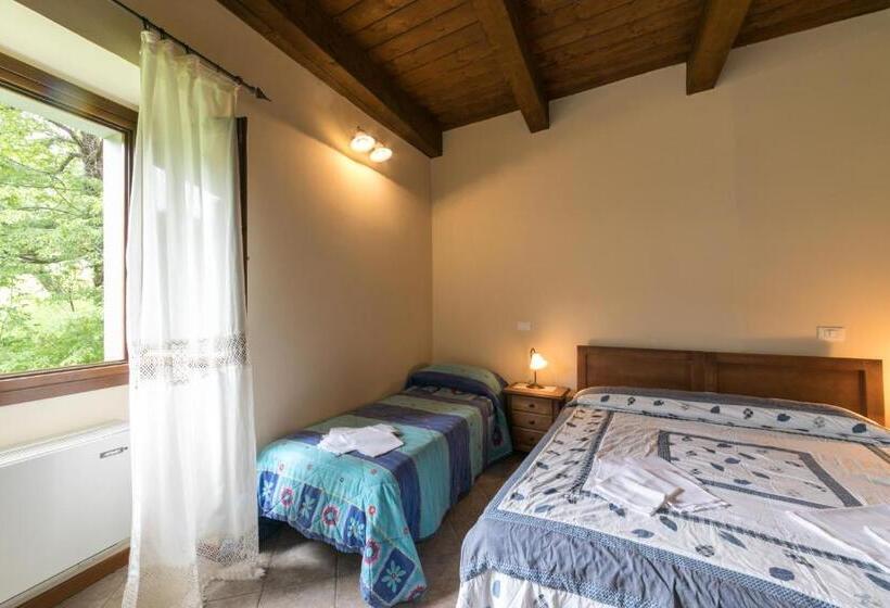 스탠다드 트리플 룸, Agriturismo L Antico Frutto