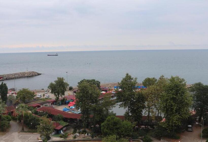 اتاق لوکس با بالکن و چشم‌انداز دریا, Alarga Premier Otel