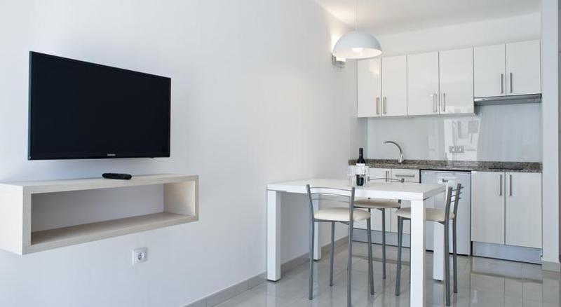 Апартаменты Superior 1 Спальня, Apartamentos Livvo Oasis