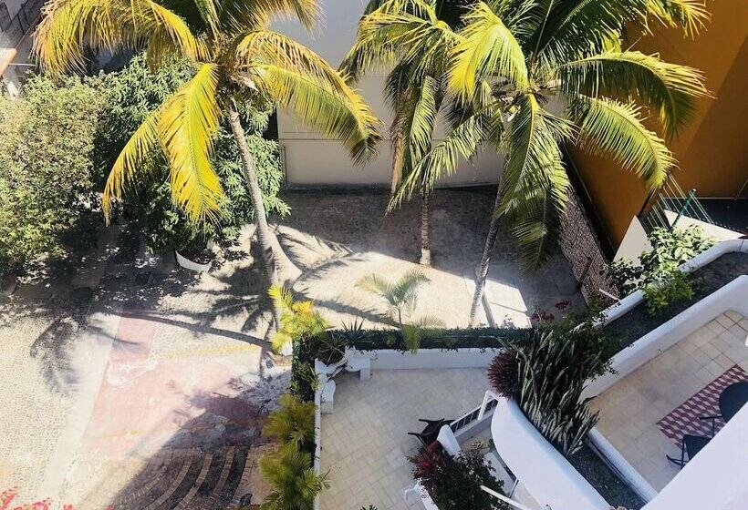 اتاق لوکس با بالکن, Amaca Puerto Vallarta  Adults Only