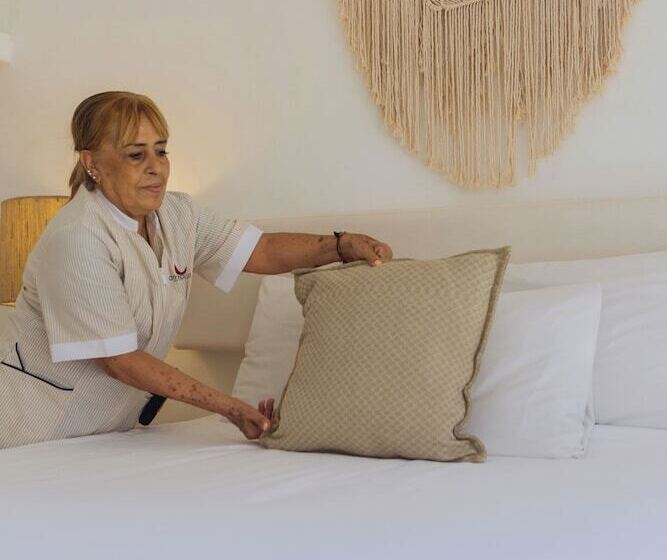 اتاق لوکس با بالکن, Amaca Puerto Vallarta  Adults Only