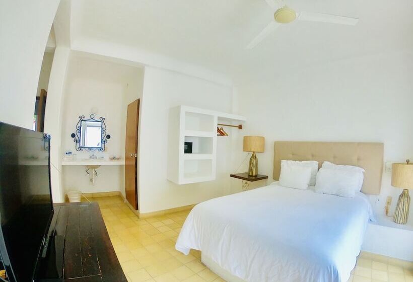 اتاق لوکس با بالکن, Amaca Puerto Vallarta  Adults Only
