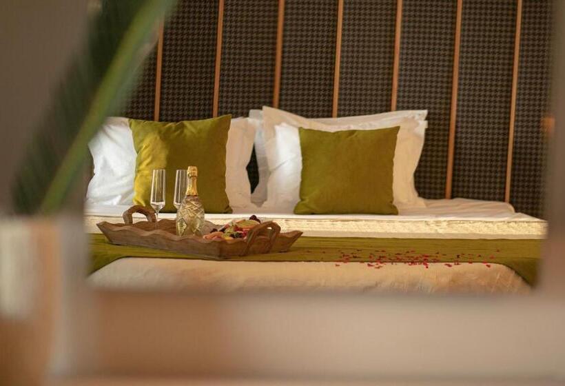 سوییت جونیور, La Piscine Art Hotel, Philian Hotels And Resorts