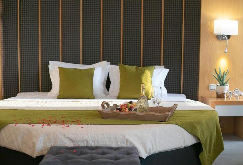 سوییت جونیور, La Piscine Art Hotel, Philian Hotels And Resorts