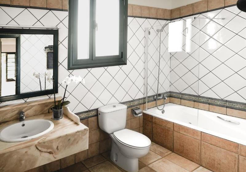 Apartamento 2 Dormitórios, Nazaret Mansion