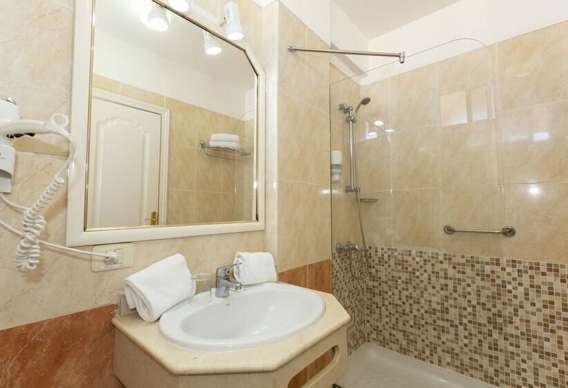 Апартаменты 1 Спальня, Villa De Adeje Beach