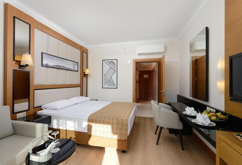 Семейный Номер, Aydinbey Famous Resort - Ultra All Inclusive