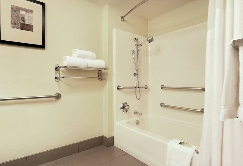 سوئیت برای معلولان, Holiday Inn Express Hotel & Suites Scottsdale   Old Town, An Ihg