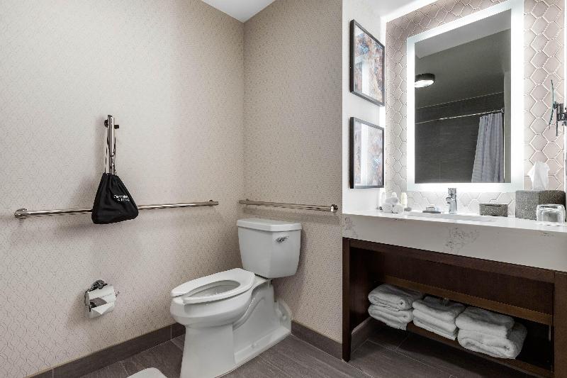 اتاق لوکس, Omni Charlotte