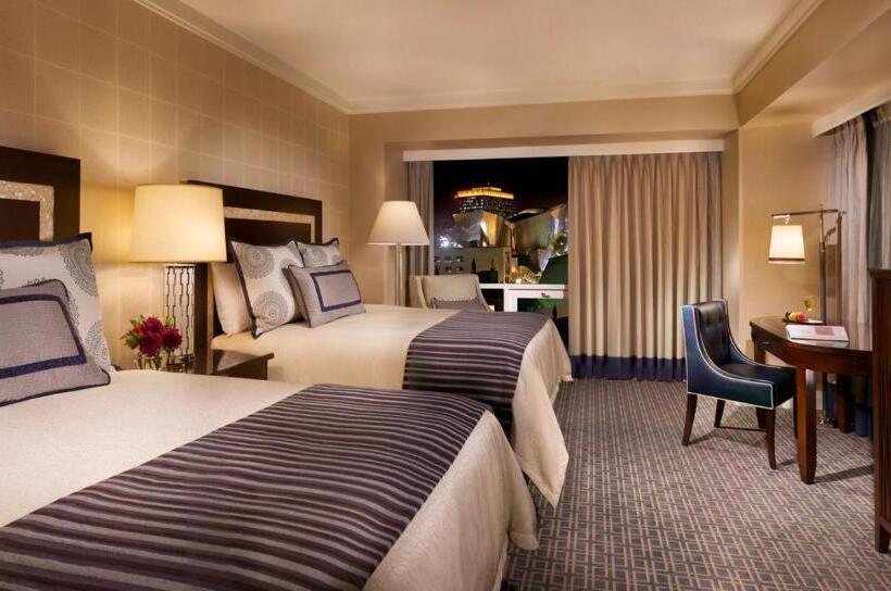 quarto Deluxe Adaptado para Deficientes Físicos, Omni Los Angeles