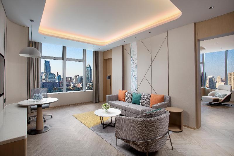 سوئیت با تخت بزرگ, Holiday Inn Wuxi Central Station, An Ihg