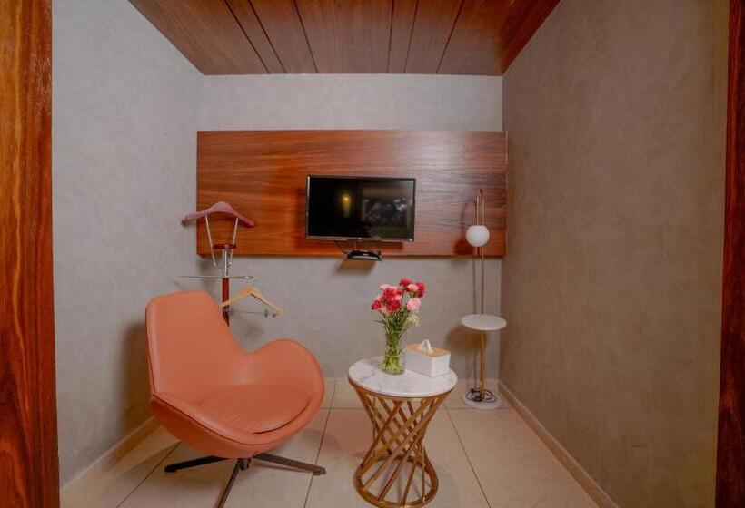 King yataklı klasik oda, Lazdana Hotel Bangalore