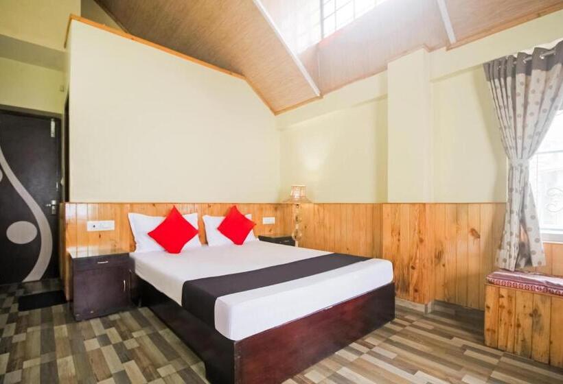 اتاق استاندارد با چشم‌انداز کوهستان, Super Townhouse Oak Saramsa Garden