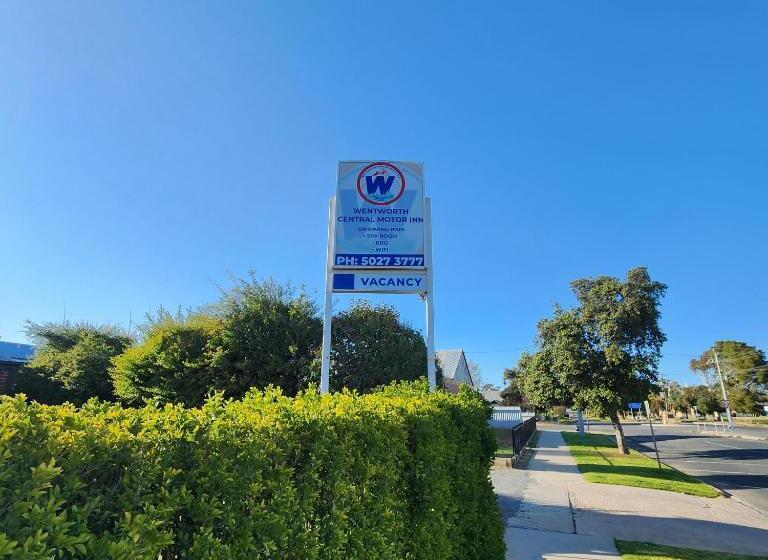 家庭间, Wentworth Central Motor Inn