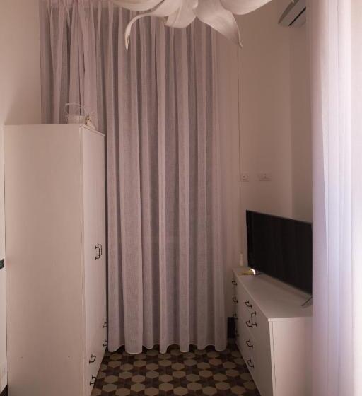 标准三人间, Villa Le Torri B&b