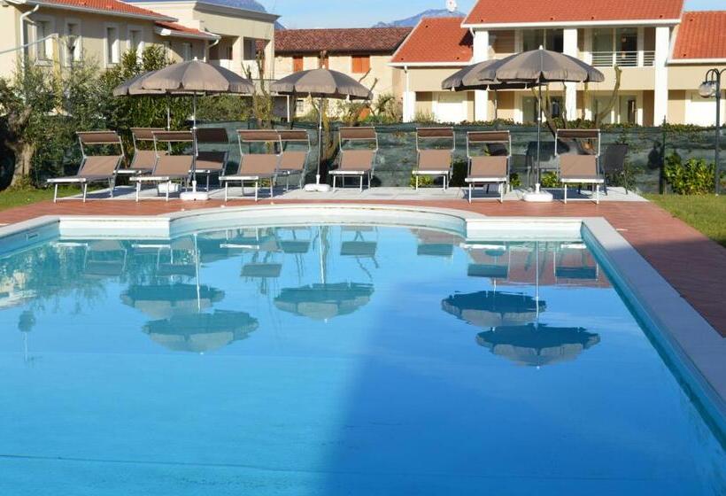 اتاق لوکس, The Swan B&b