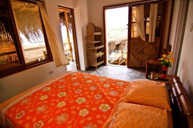 بانگلوی استاندارد, Oceanic Bungalows