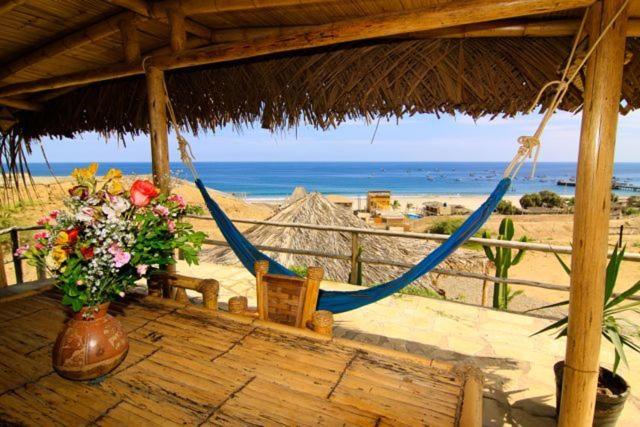 بانگلوی استاندارد, Oceanic Bungalows