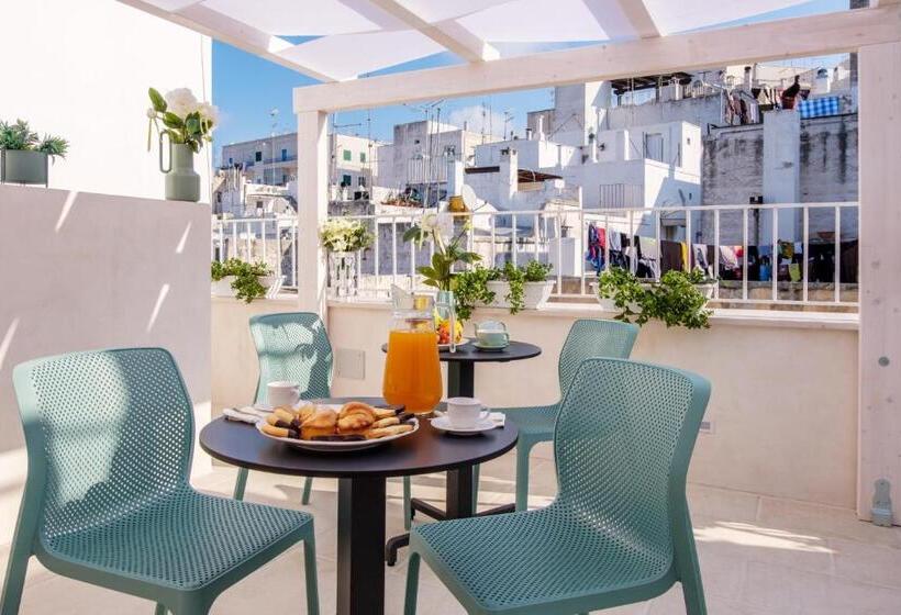 اتاق استاندارد با وان آب گرم, La Bella Ostuni Suites