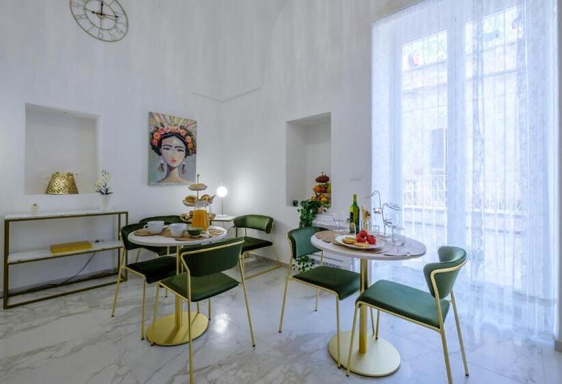 اتاق استاندارد با تخت بزرگ, La Bella Ostuni Suites